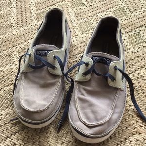 Boys sperry topsider Bahama II size 4